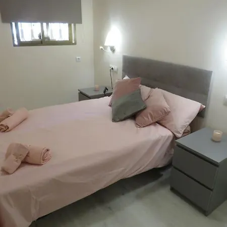 Center 6-8 Persons-beach At 100m -parking *