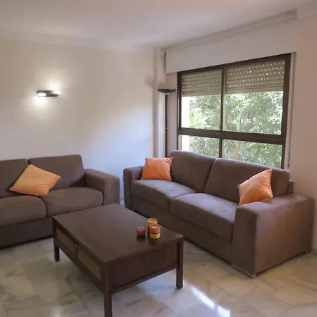 Center 6-8 Persons-beach At 100m -parking *