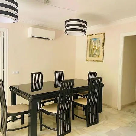 Center 6-8 Persons-beach At 100m -parking *