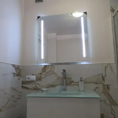 Center 6-8 Persons-beach At 100m -parking * 马尔韦利亚