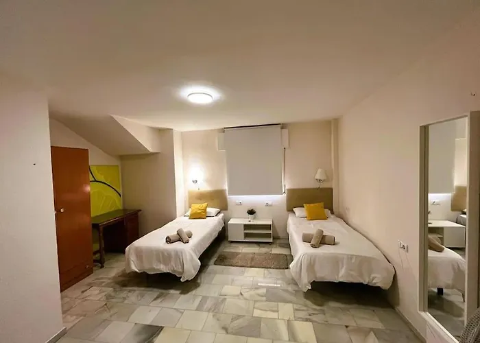 Center 6-8 Persons-beach At 100m -parking *
