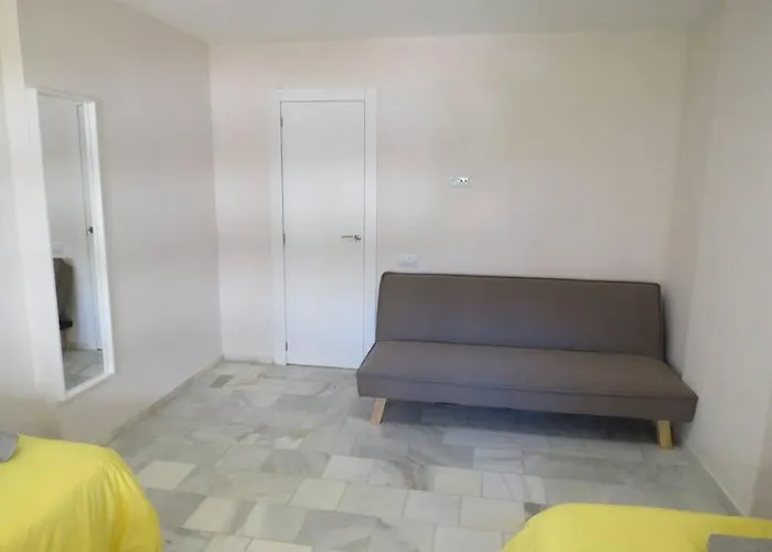 Center 6-8 Persons-beach At 100m -parking Марбелья