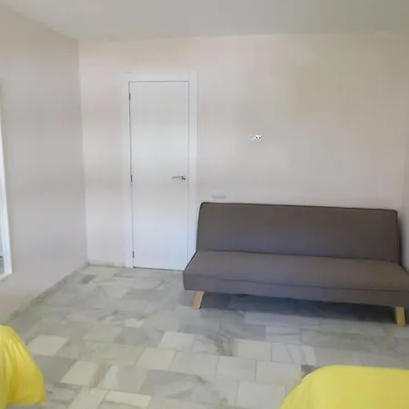 Center 6-8 Persons-beach At 100m -parking Marbella