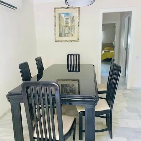 Apartament Center 6-8 Persons-beach At 100m -parking *