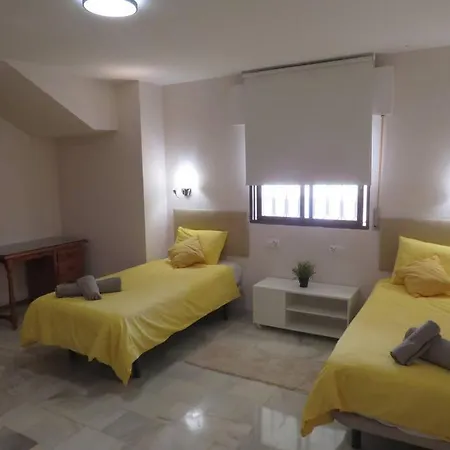 Apartament Center 6-8 Persons-beach At 100m -parking Marbella
