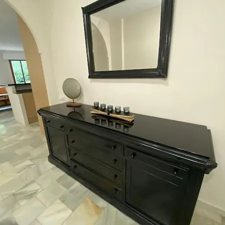 Center 6-8 Persons-beach At 100m -parking Apartament Marbella