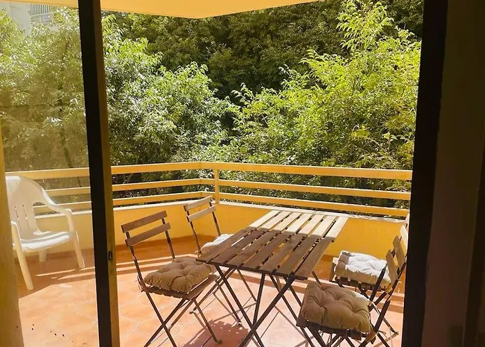 Center 6-8 Persons-beach At 100m -parking Apartmán
