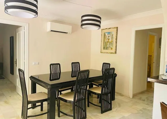 Center 6-8 Persons-beach At 100m -parking *