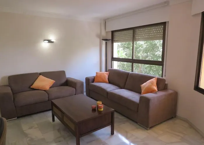 Center 6-8 Persons-beach At 100m -parking *